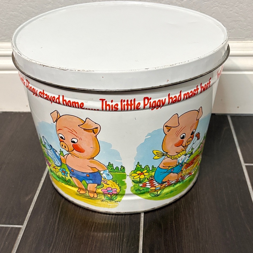 VTG Bertels Can Co. Three Little Pigs Tin Snack Storage MCM